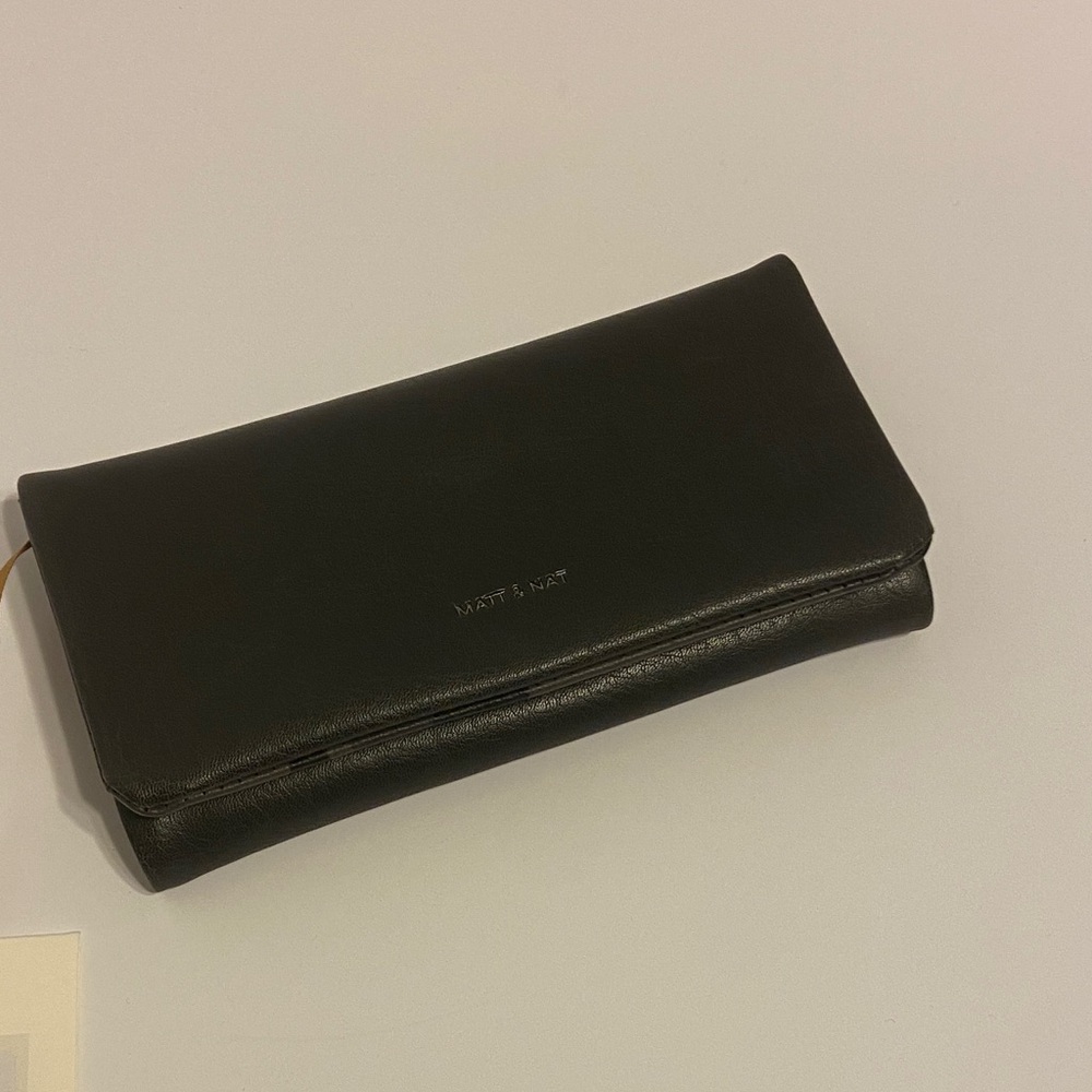 Matt & Nat vegan Classic Black long Wallet Clutch - Picture 7 of 14
